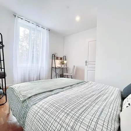 Apartment 1 3p Ideal Famille Travail Renove Lumineux Parking Gratuit